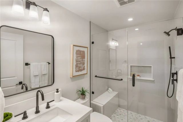 1373 N Coast Highway, Laguna Beach, CA 92651