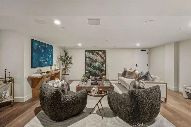 1373 N Coast Highway, Laguna Beach, CA 92651