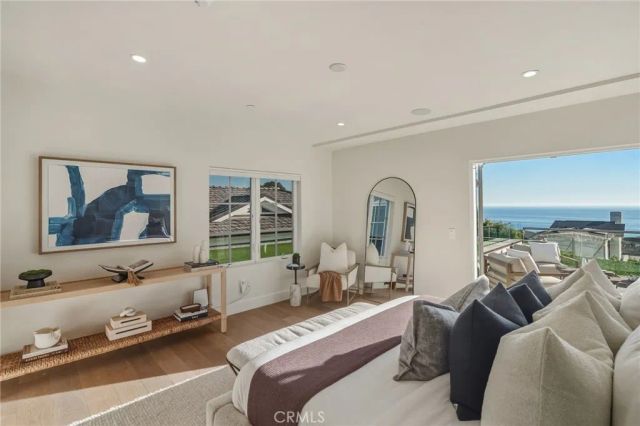 1373 N Coast Highway, Laguna Beach, CA 92651