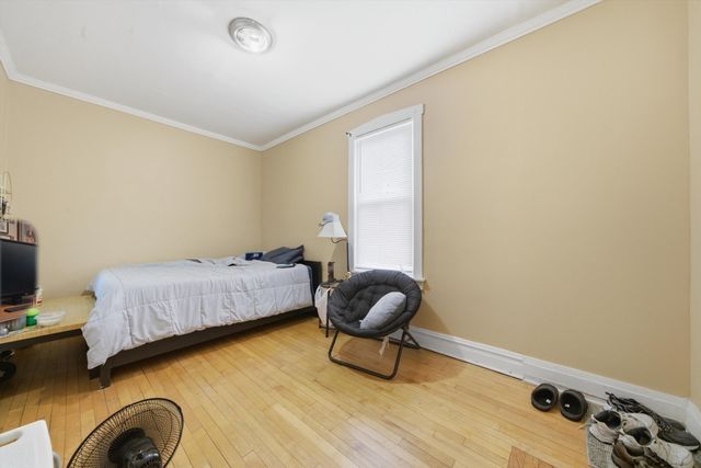 3311 N Kostner Avenue, Chicago, IL 60641