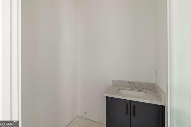 242 Carriage Avenue, Jefferson, GA 30549