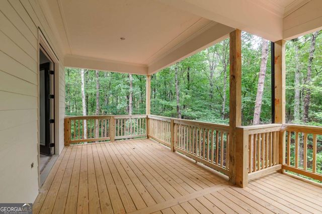 242 Carriage Avenue, Jefferson, GA 30549