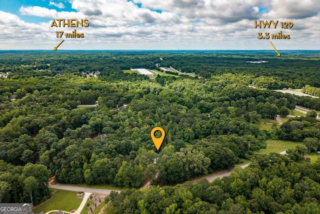 242 Carriage Avenue, Jefferson, GA 30549