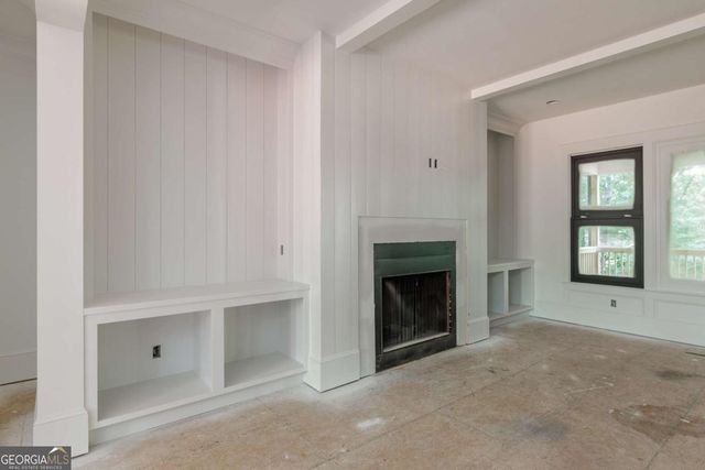 242 Carriage Avenue, Jefferson, GA 30549