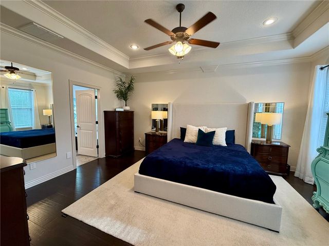 1301 Hickory Street, Cave Springs, AR 72718