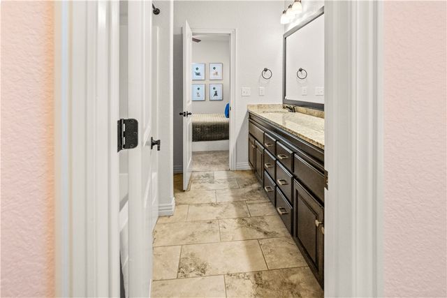 1301 Hickory Street, Cave Springs, AR 72718