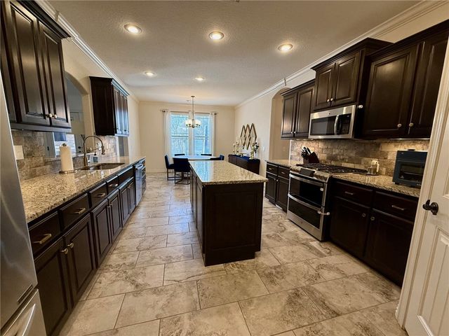 1301 Hickory Street, Cave Springs, AR 72718