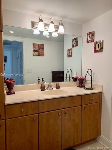 401 69th St 1206, Miami Beach, FL 33141