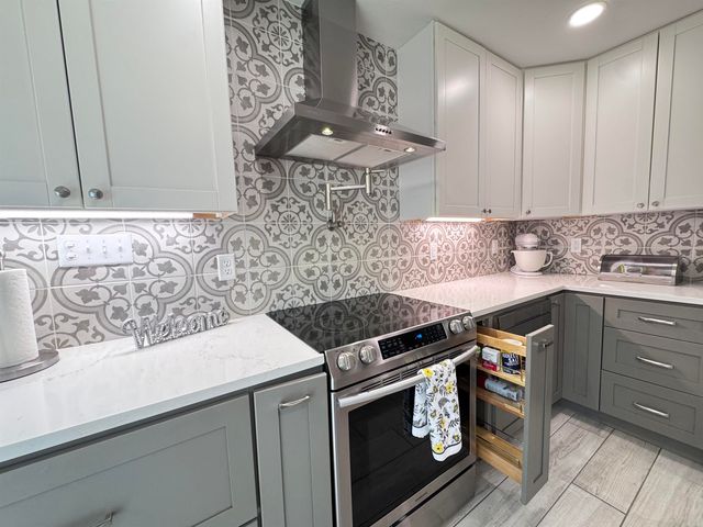 211 Creek View Drive, Austin, AR 72007