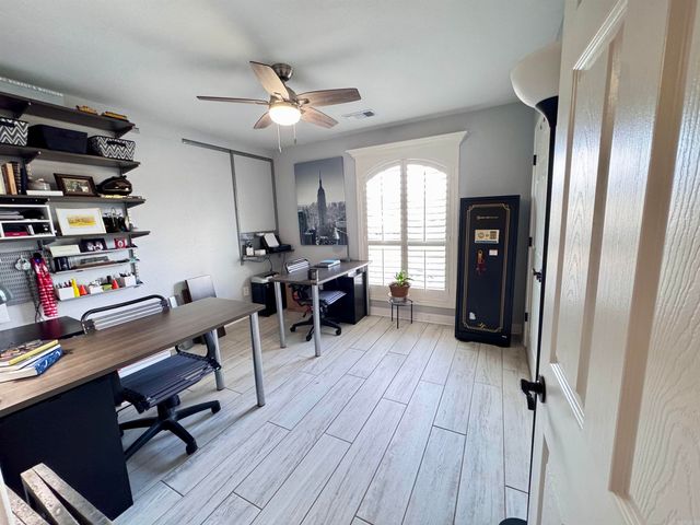 211 Creek View Drive, Austin, AR 72007