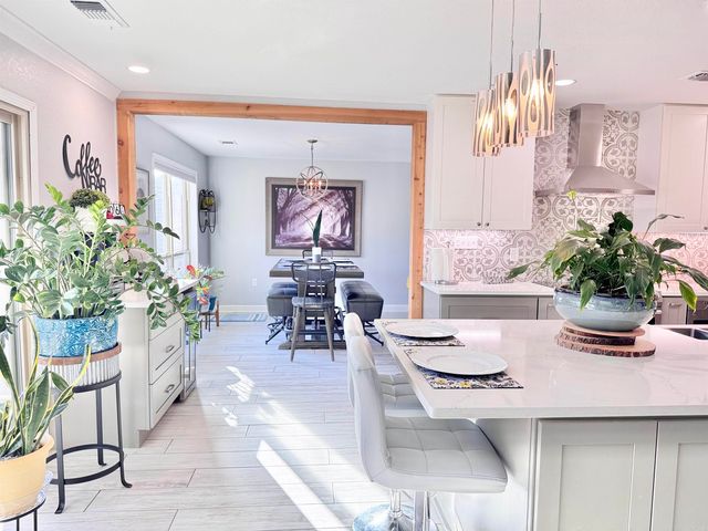 211 Creek View Drive, Austin, AR 72007