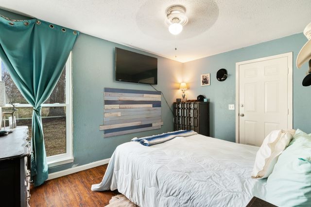 247 County Road 45480, Paris, TX 75462