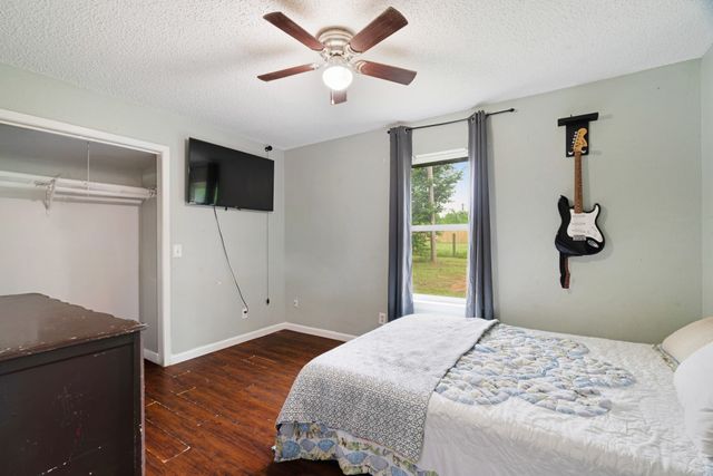 247 County Road 45480, Paris, TX 75462