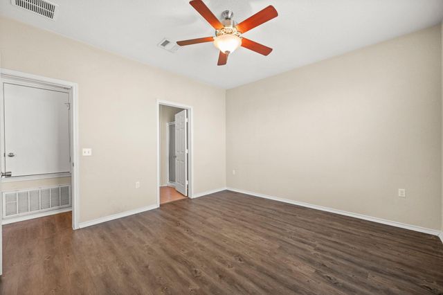 5704 Levenwood LN, Austin, TX 78724