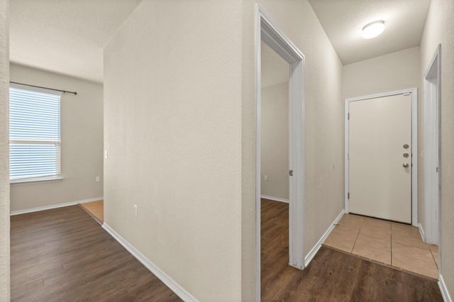 5704 Levenwood LN, Austin, TX 78724