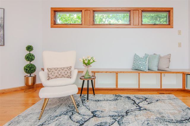 1712 Barrington Place, Ann Arbor, MI 48103