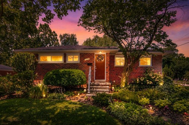 1712 Barrington Place, Ann Arbor, MI 48103