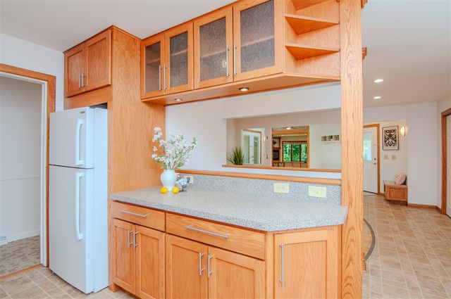 1712 Barrington Place, Ann Arbor, MI 48103