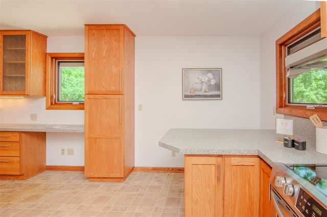 1712 Barrington Place, Ann Arbor, MI 48103