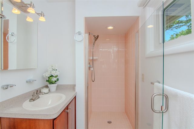 1712 Barrington Place, Ann Arbor, MI 48103