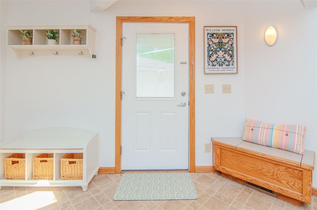 1712 Barrington Place, Ann Arbor, MI 48103