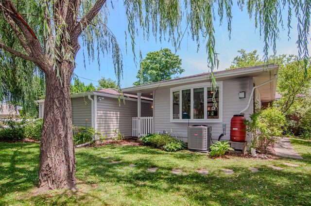 1712 Barrington Place, Ann Arbor, MI 48103