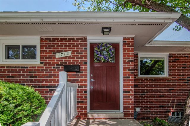 1712 Barrington Place, Ann Arbor, MI 48103