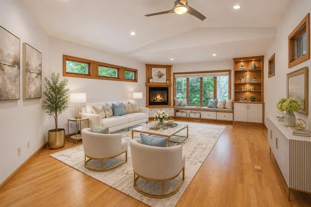 1712 Barrington Place, Ann Arbor, MI 48103