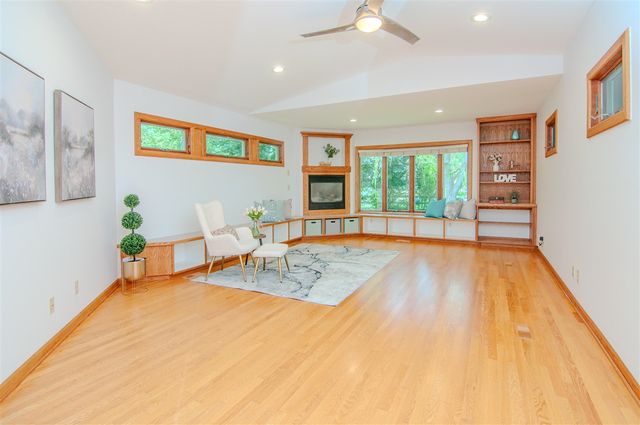1712 Barrington Place, Ann Arbor, MI 48103