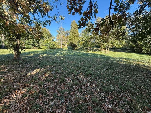 23 N West Road, Lombard, IL 60148