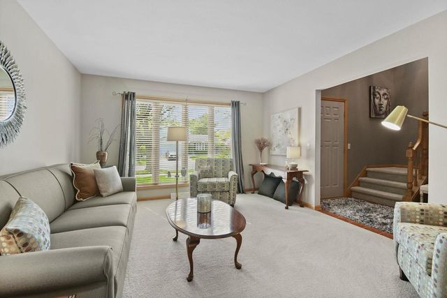 113 Coach House Drive, Madison, WI 53714
