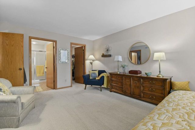 113 Coach House Drive, Madison, WI 53714
