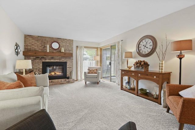 113 Coach House Drive, Madison, WI 53714