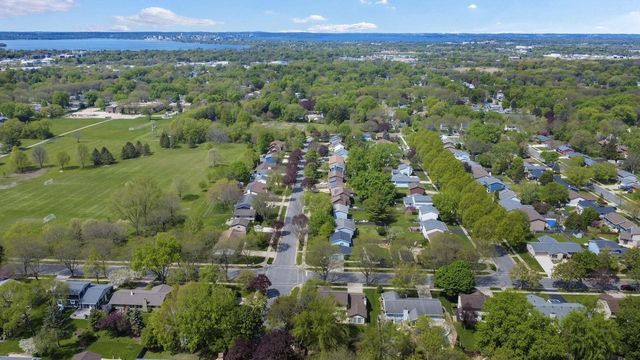 113 Coach House Drive, Madison, WI 53714