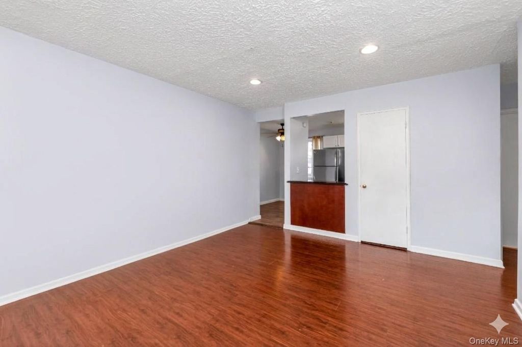 229-04 Hillside Avenue 1st Floor, Queens Village, NY 11427 — photo 2