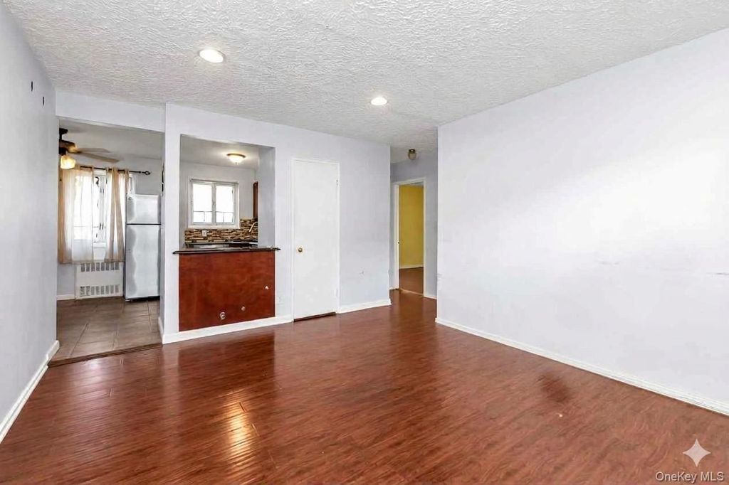 229-04 Hillside Avenue 1st Floor, Queens Village, NY 11427 — photo 3
