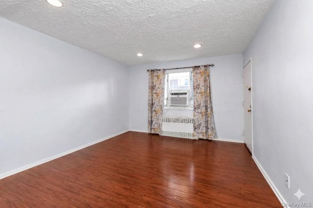 229-04 Hillside Avenue 1st Floor, Queens Village, NY 11427 — photo 4