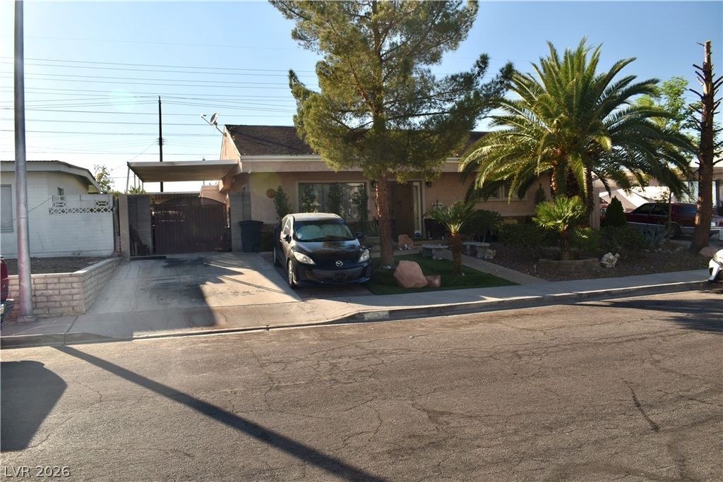 1109 Fay Boulevard, Las Vegas, NV 89108 — exterior