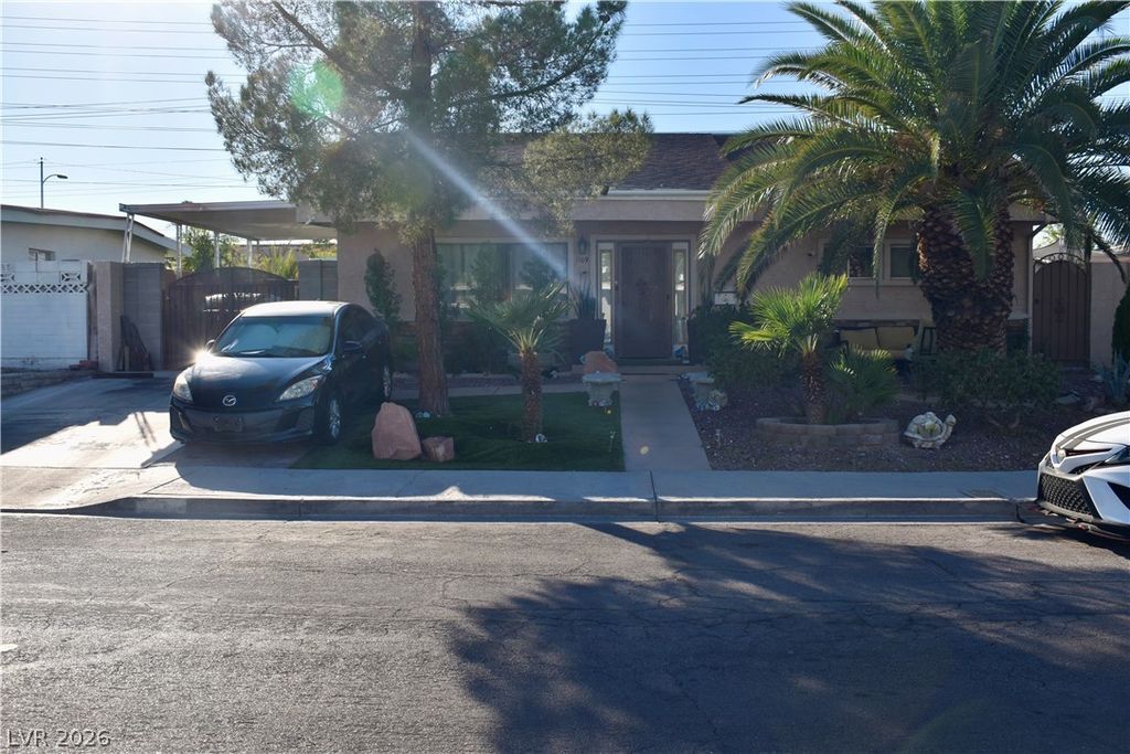 1109 Fay Boulevard, Las Vegas, NV 89108 — photo 2