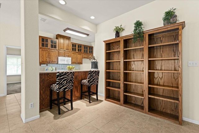 415 Tahitian DR, Bastrop, TX 78602