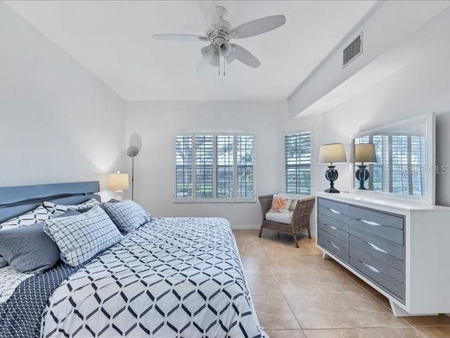 3706 54TH DRIVE W 103, Bradenton, FL 34210