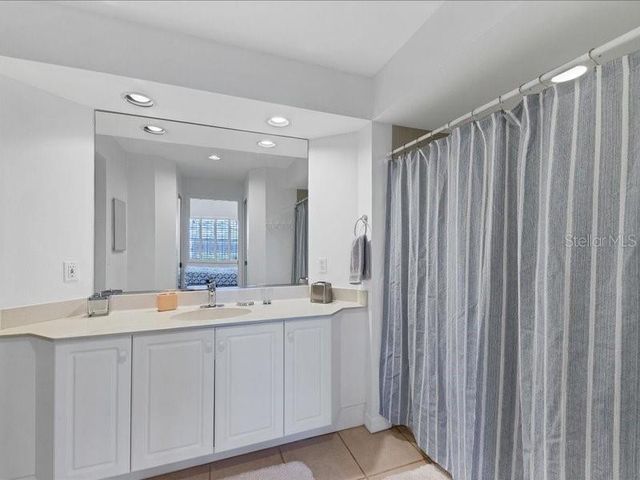 3706 54TH DRIVE W 103, Bradenton, FL 34210