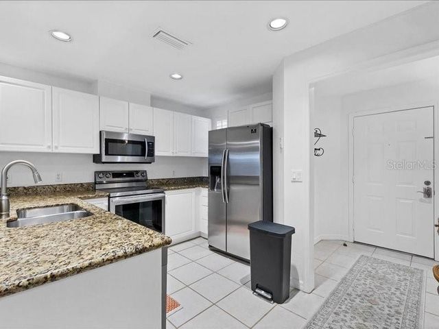 3706 54TH DRIVE W 103, Bradenton, FL 34210