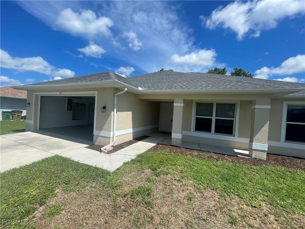 1037 NE 19th ST, Cape Coral, FL 33909
