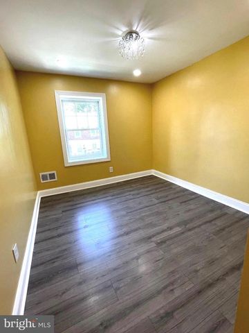1530 MINNESOTA RD, Camden, NJ 08104