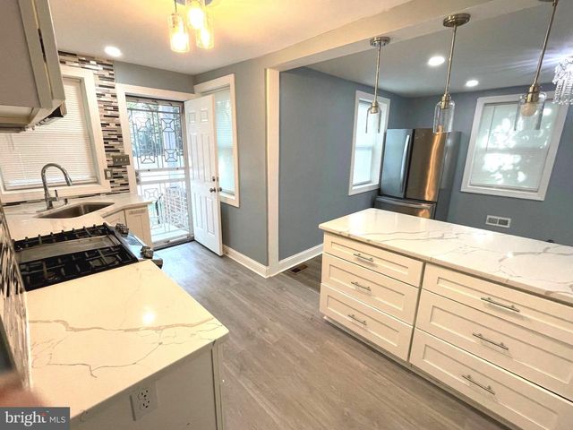 1530 MINNESOTA RD, Camden, NJ 08104