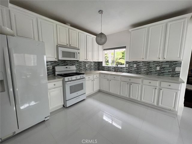 3922 W 147th, Hawthorne, CA 90250