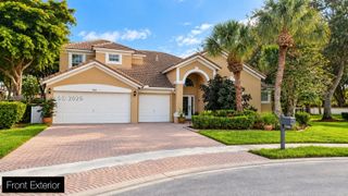 7104 Brunswick Cir, Boynton Beach, FL 33472