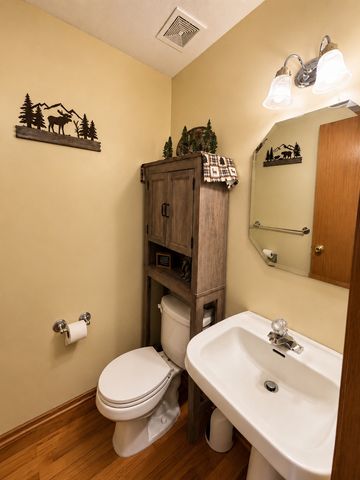 15827 Fleet Trail, Apple Valley, MN 55124