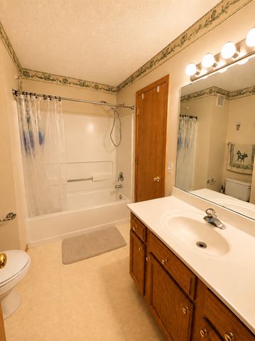15827 Fleet Trail, Apple Valley, MN 55124